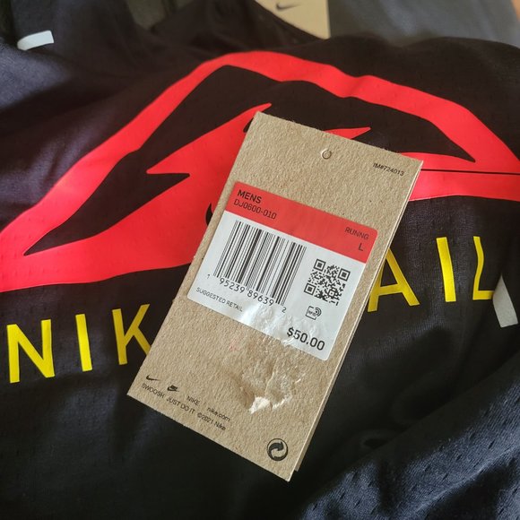 Nike Rise 365 Trail Running Mesh Knit Dri-FIT Short Sleeve Top Black DJ0600-010 - Picture 8 of 8